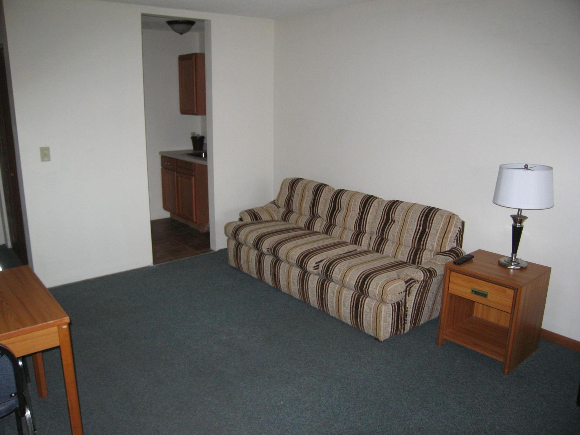 Travelers Lodge Marshall Room photo