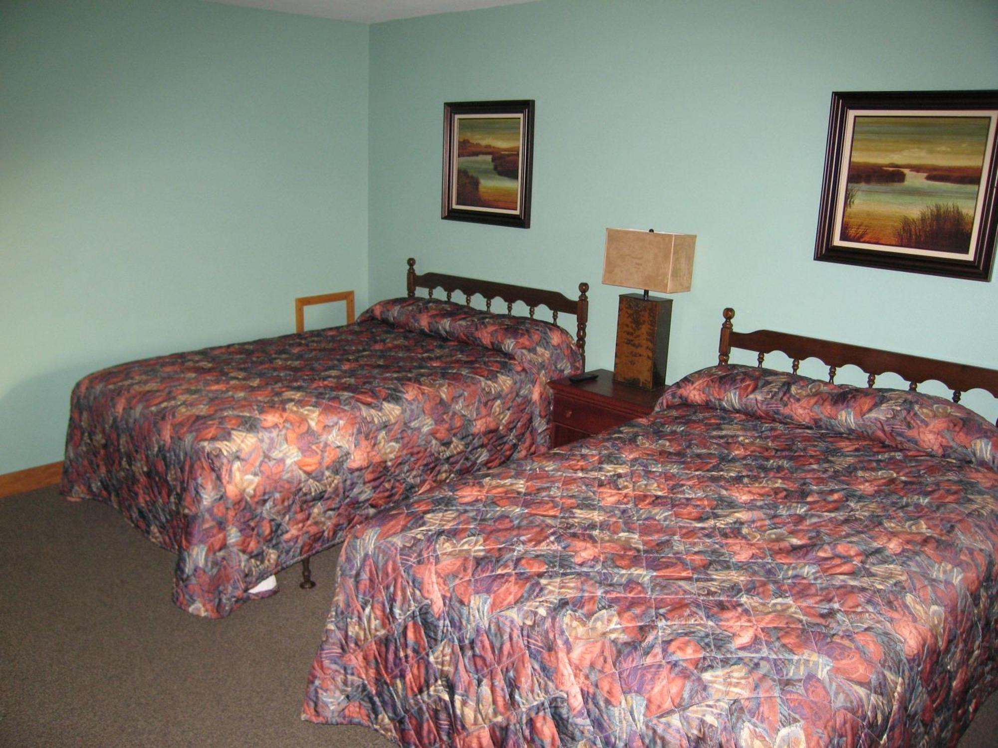 Travelers Lodge Marshall Room photo