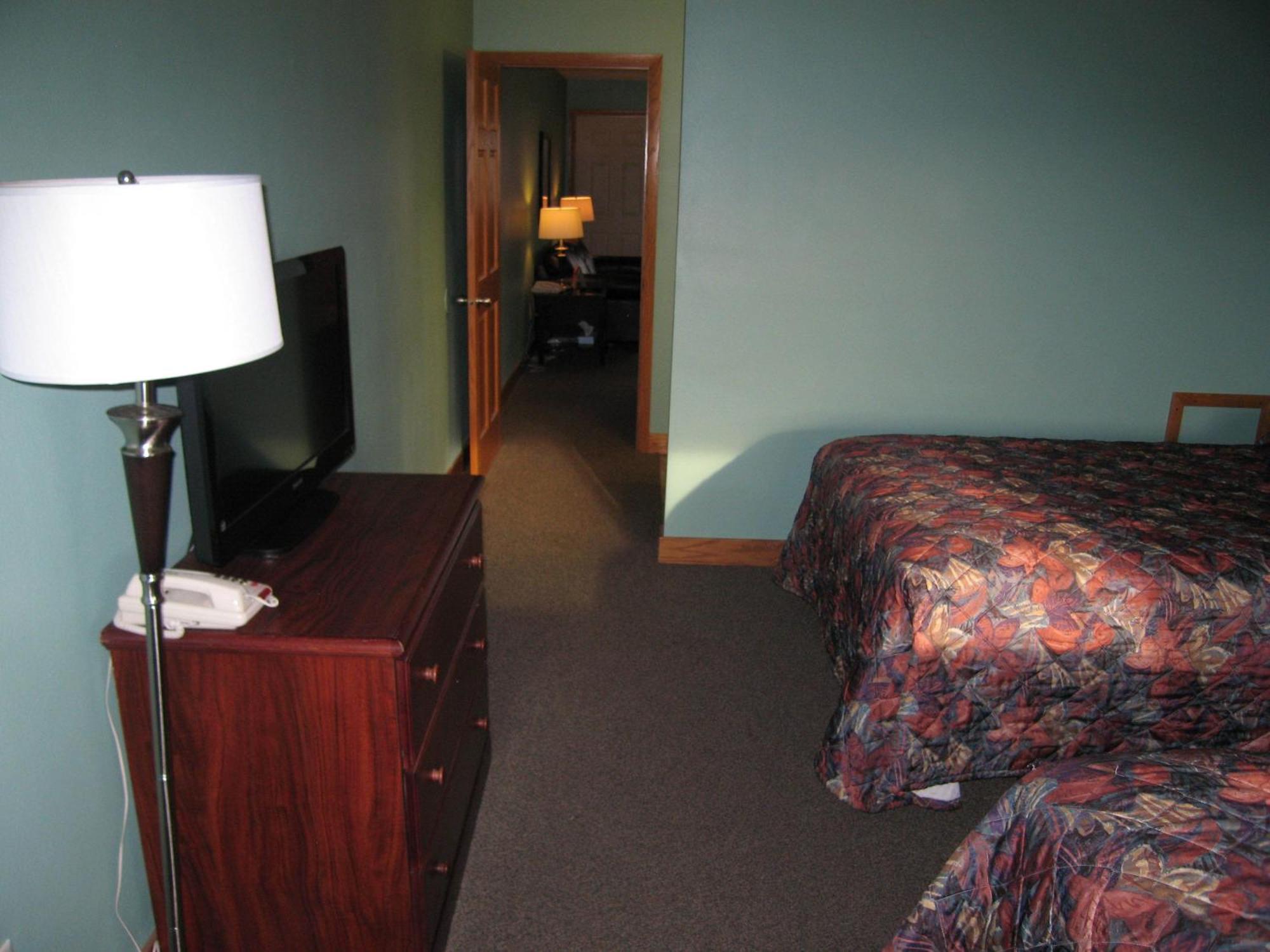 Travelers Lodge Marshall Room photo