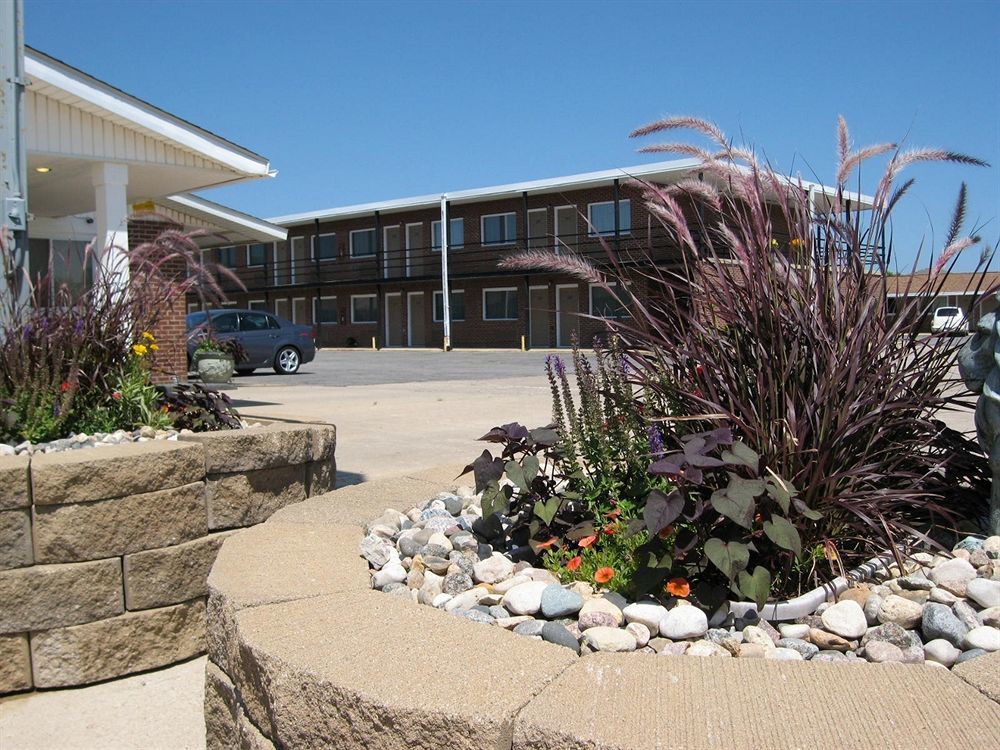 Travelers Lodge Marshall Exterior photo